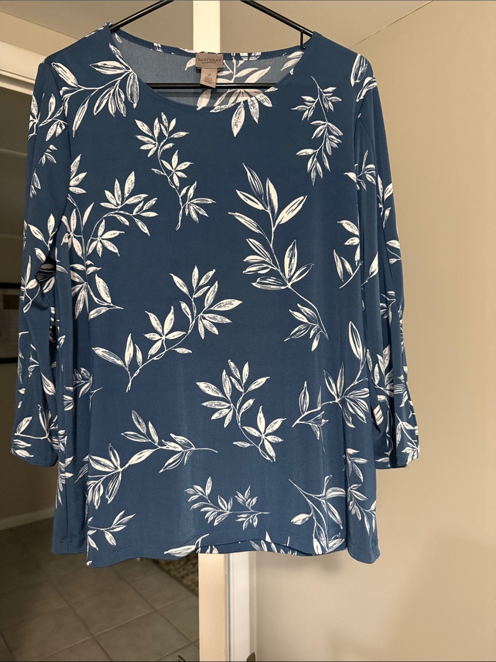 Chico's Blue Floral Long-Sleeve Scoop Neck Top